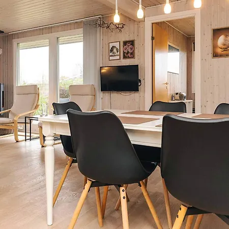 6 Person In Holiday home *